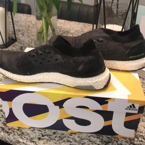 Men’s Uncaged Ultraboosts size 8